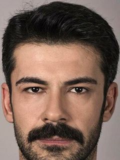 Рюзгар Аксой