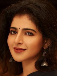 Айшварья Менон