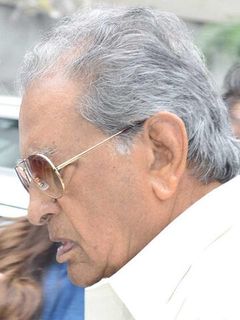 Дж. Ом Пракаш