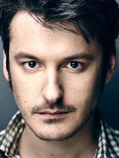 Илья Найшуллер