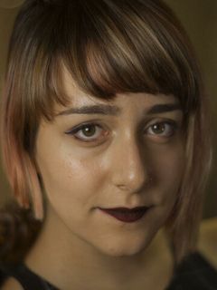 Анна Злокович