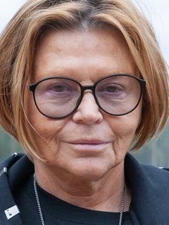 Елена Николаева