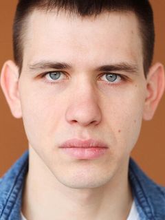 Александр Левин
