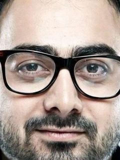 Давид Галустян