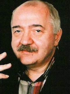 Роберт Стуруа