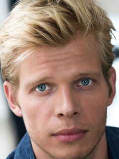 Даниэль Хорват