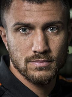 Василий Ломаченко