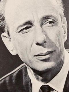 Юрий Померанцев