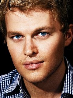 Ронан Фэрроу