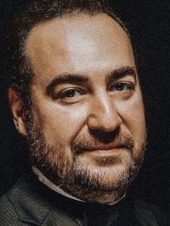 Бурак Сатибол