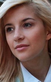 Эвелина Барри