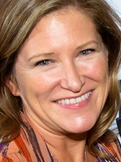 Аманда Мортимер