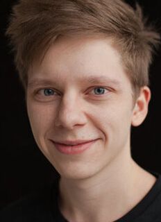 Артем Маркарьян