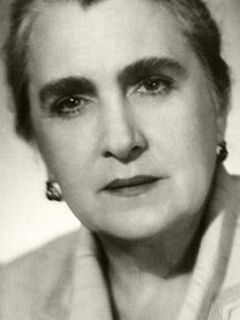 Елена Гоголева