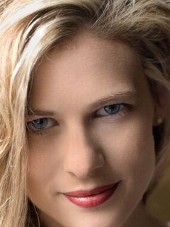 Юстина Келли