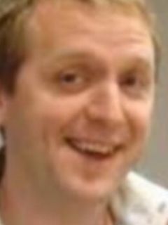 Алекс Маршалл