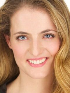 Лаура Фогельс