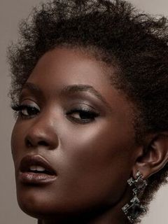 Эрика Жануза