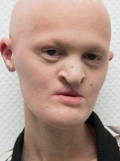 Мелани Гейдос