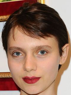 Саша Фролова