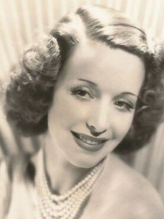 Джоан Перри