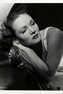 Надя Петрова