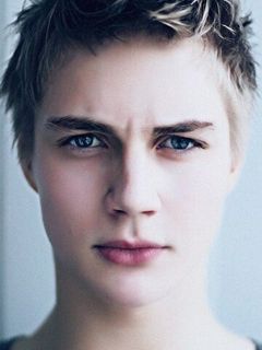 Андрей Калугин