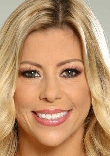 Алексис Фокс