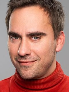 Илья Шеховцов