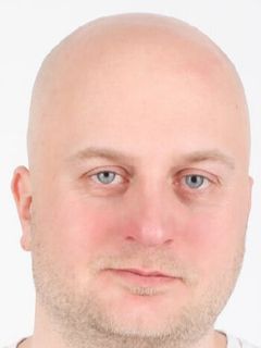 Денис Иванов