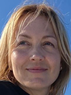 Элла Тухарели