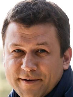 Михаил Довженко