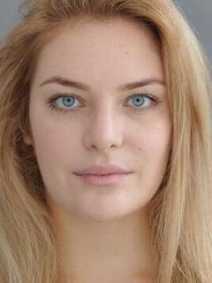 Ксения Ефремова