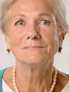 Нина Славнова