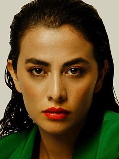 Лаура Хунчо