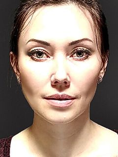 Анна Мишина
