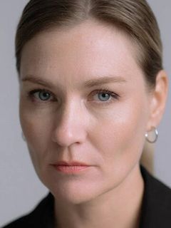 Анна Южакова