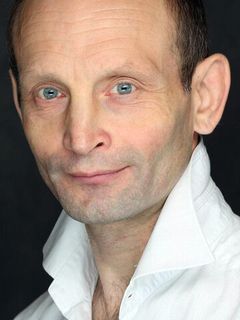 Олег Аккузин