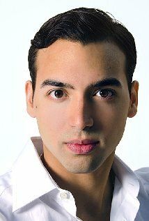 ДжонДжош Ромаро