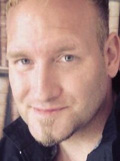 Тони Ньютон