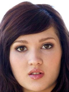 Ellena Woods