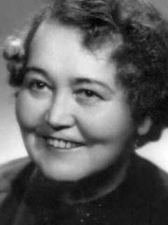 Милада Смоликова