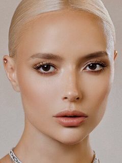 Анна Александрова