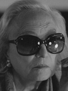 Лаура Соверал