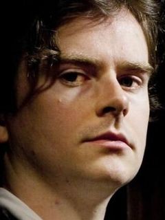 Оливер Коутс