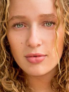Dora Pereli