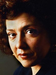 Элена Виейра