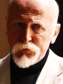 Семир Асланюрек