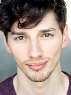 Мэттью Хартли