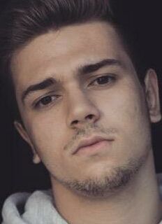 Николас Хайни